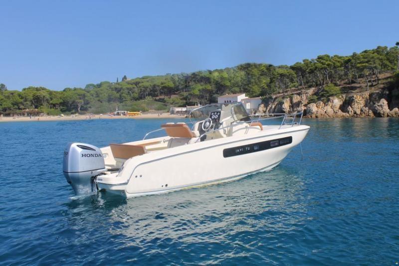 invictus yacht Invictus cx270
