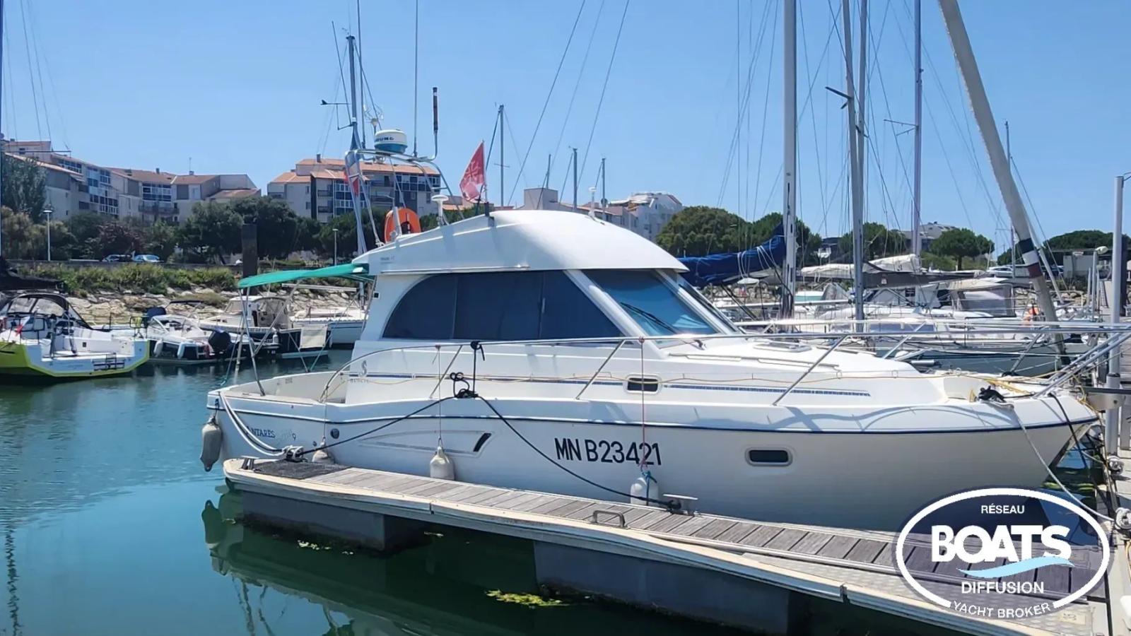 beneteau Antares 9