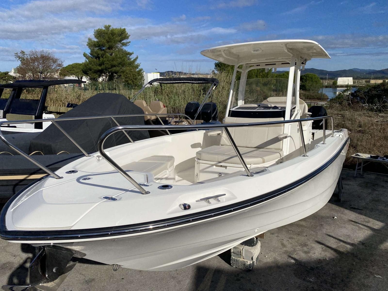 boston whaler 280 dauntless