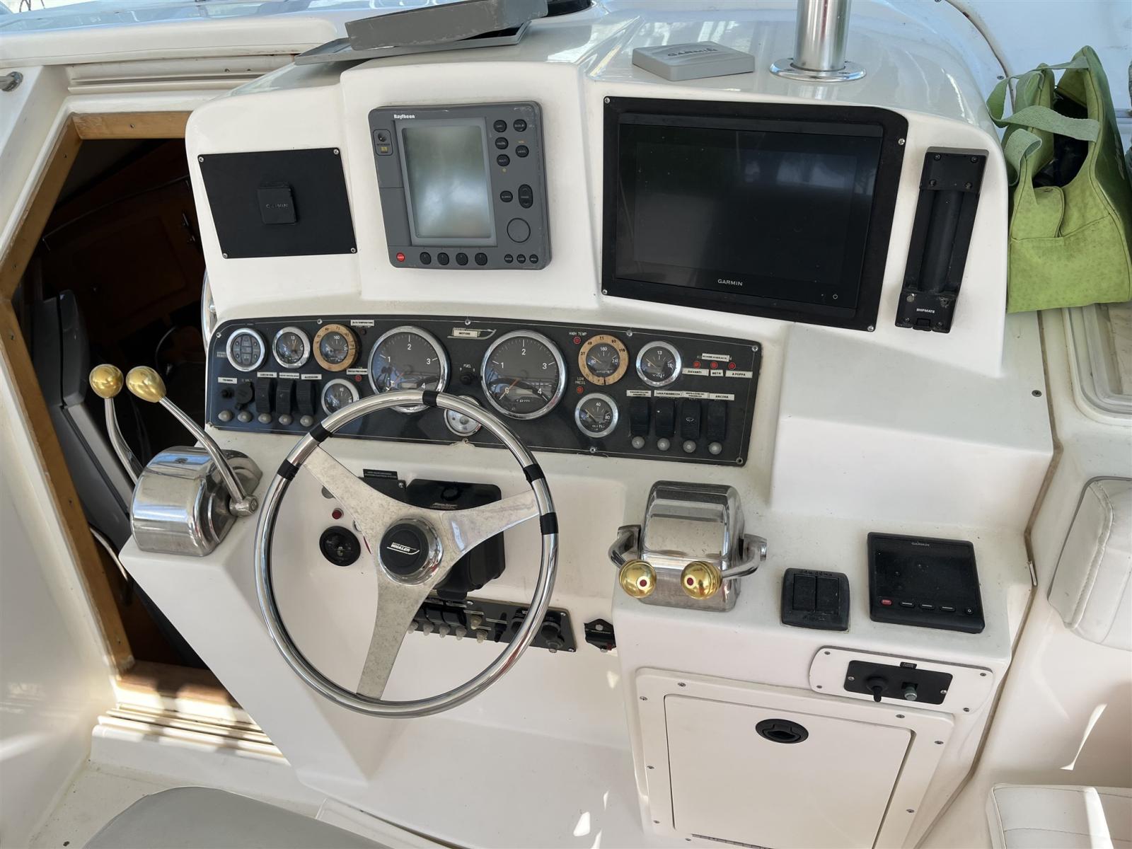 boston whaler 34 defiance