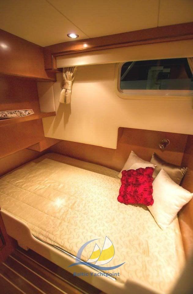 integrity motor yachts Integrity 380 sedan