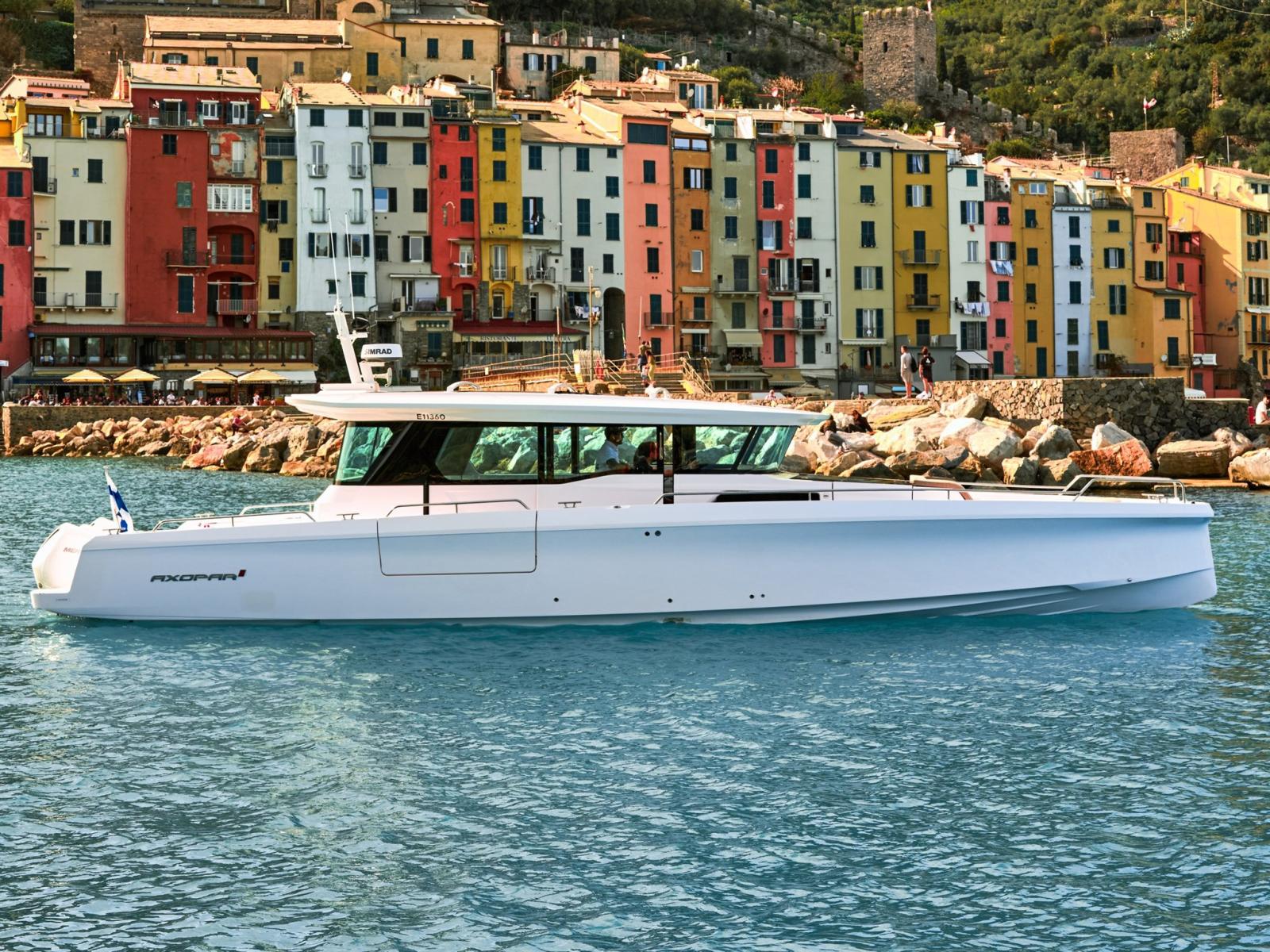 axopar 45 cross cabin