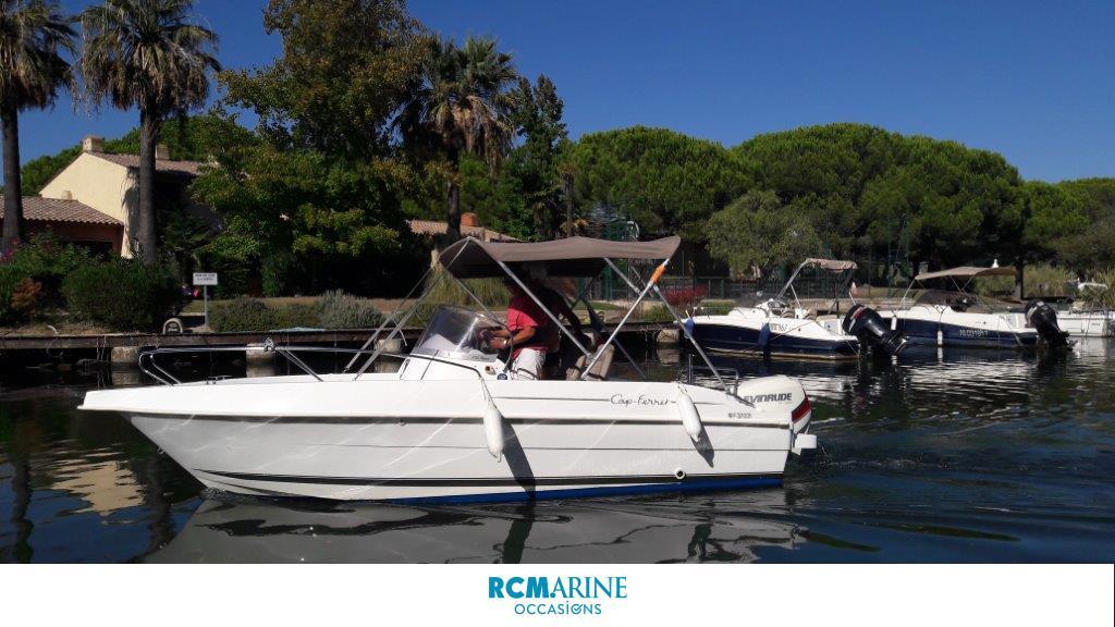 b2 marine B2 marine cap ferret 522 open
