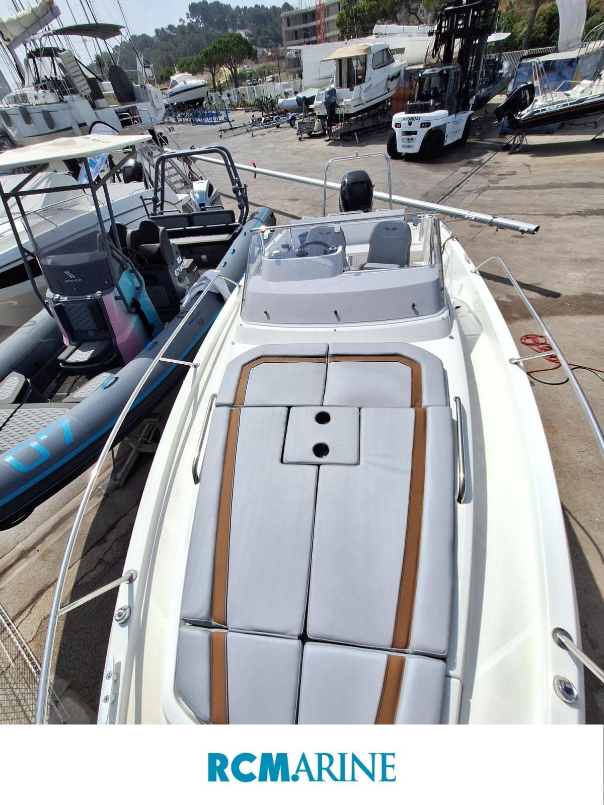 beneteau Flyer 8 sundeck v2