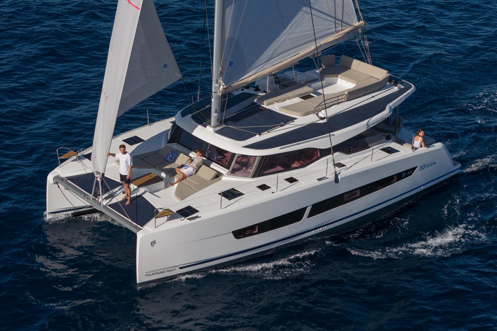fountaine pajot New 44