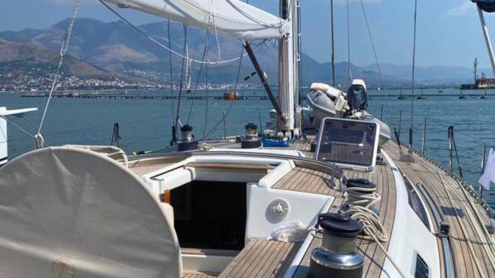 southern wind Southern wind 72 blue wing
