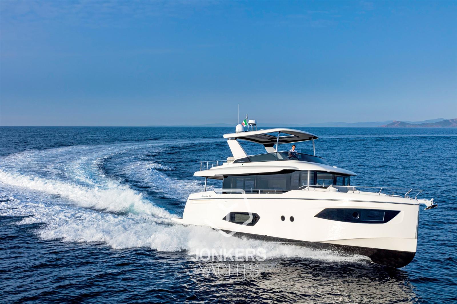 absolute Navetta 52