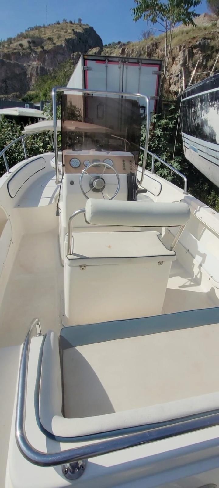 italmar Mistral 19