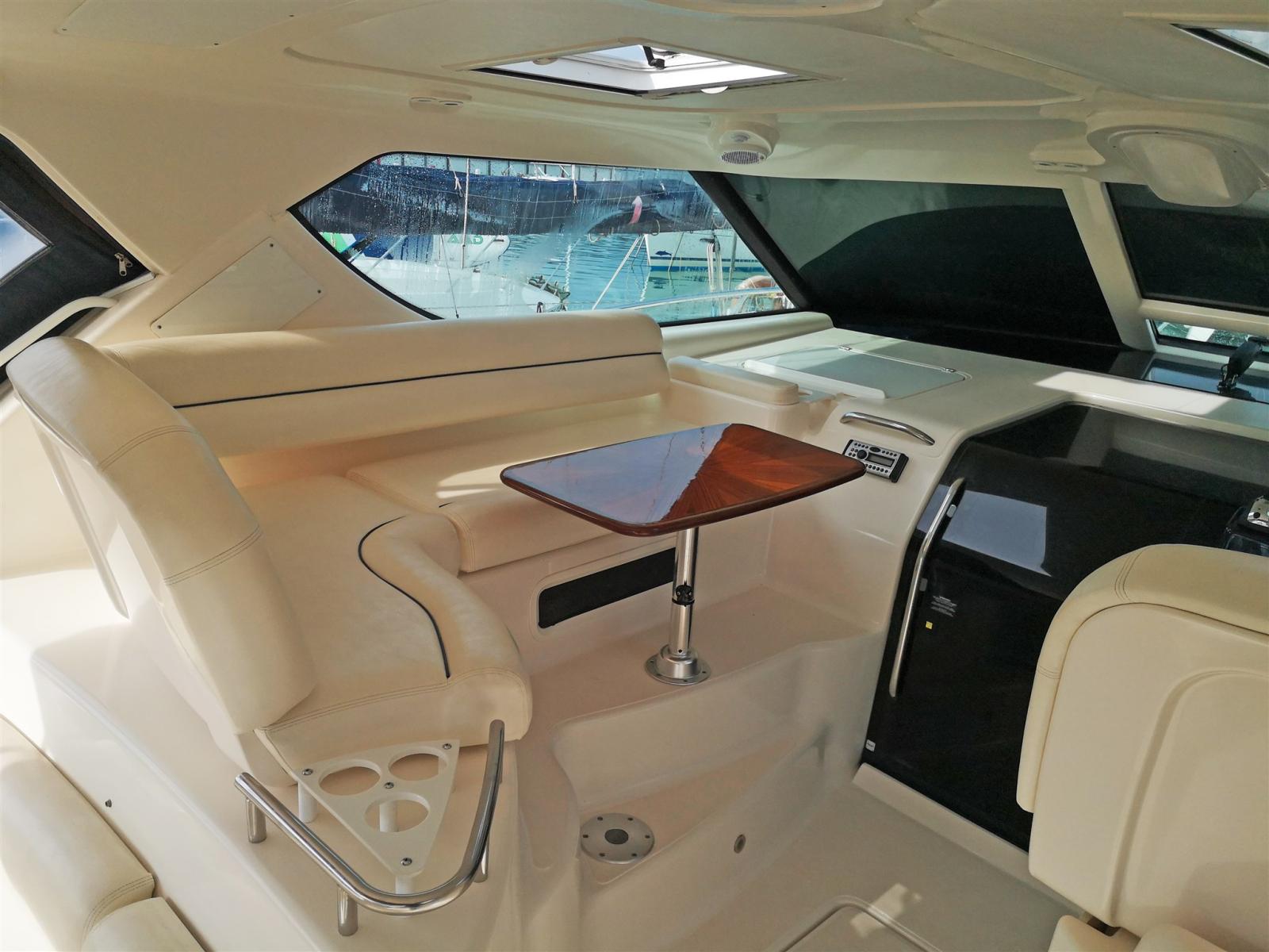 tiara yachts 4300 sovran