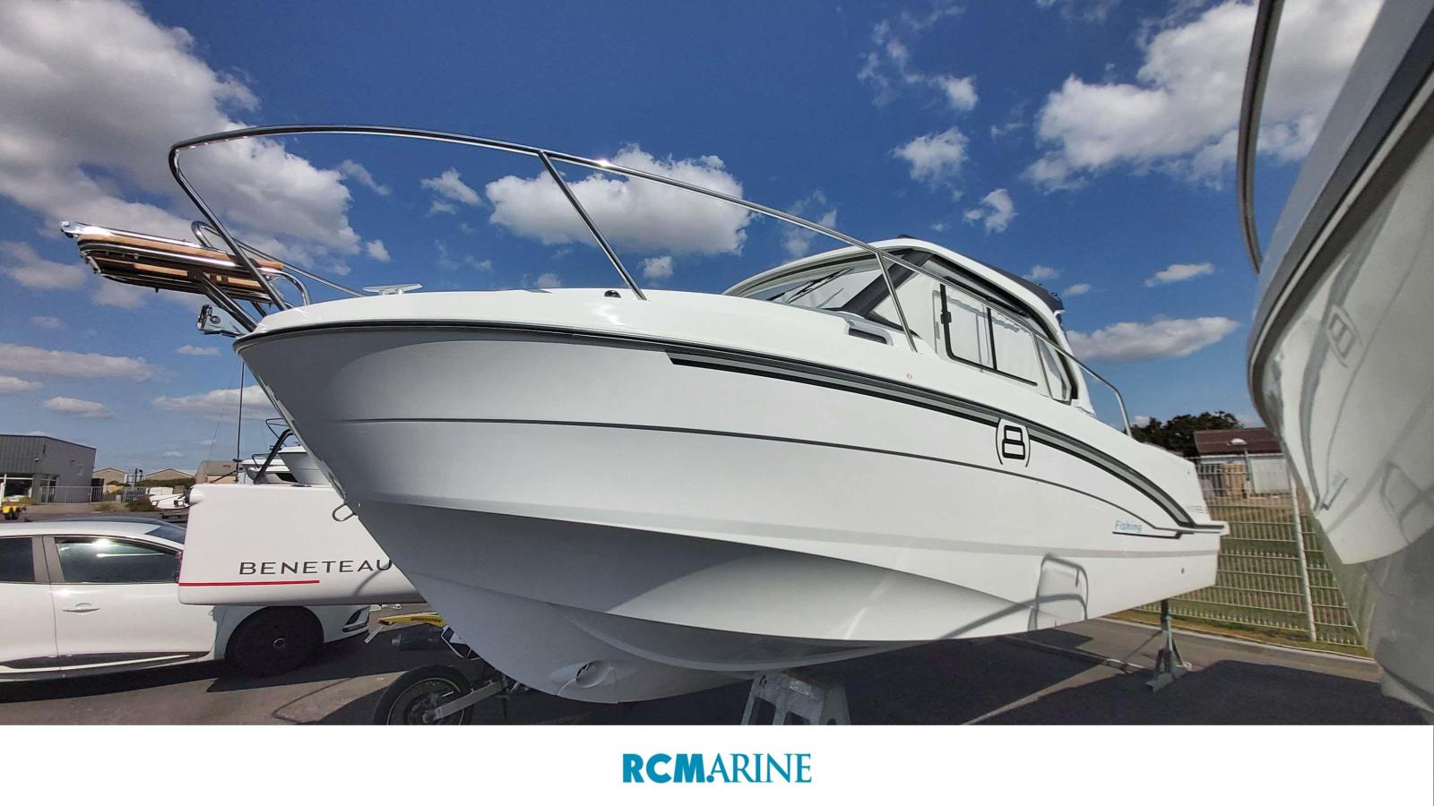 beneteau Antares 8 ob v2 fish