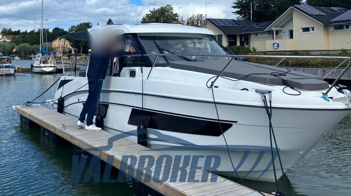 beneteau Antares 9