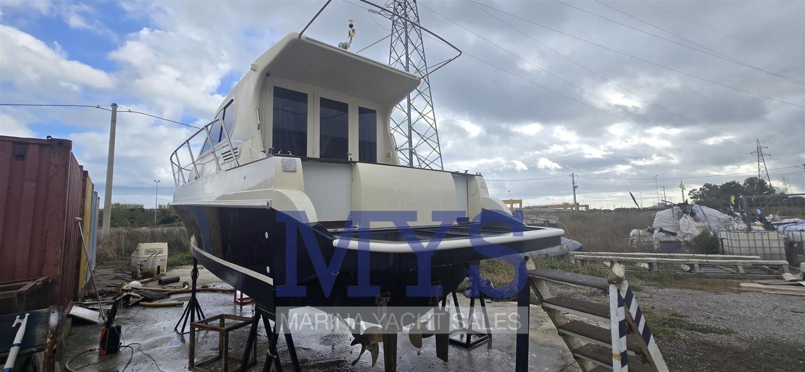 nautica po Sea world 31 cabin