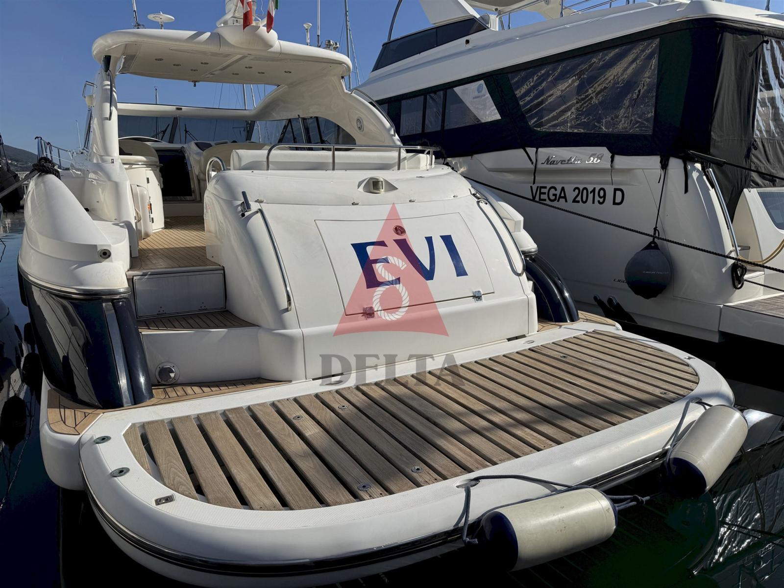 sunseeker Predator 56