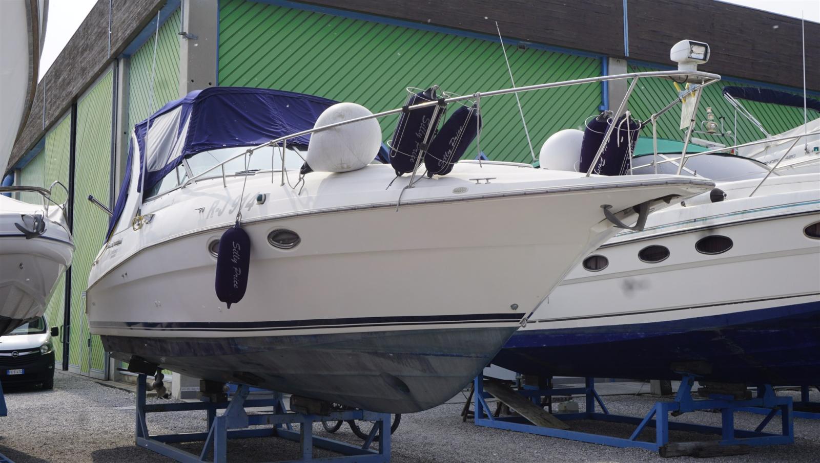 cruisers yachts Cruisers 3175 rogue