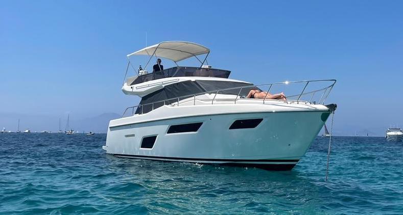 ferretti 450