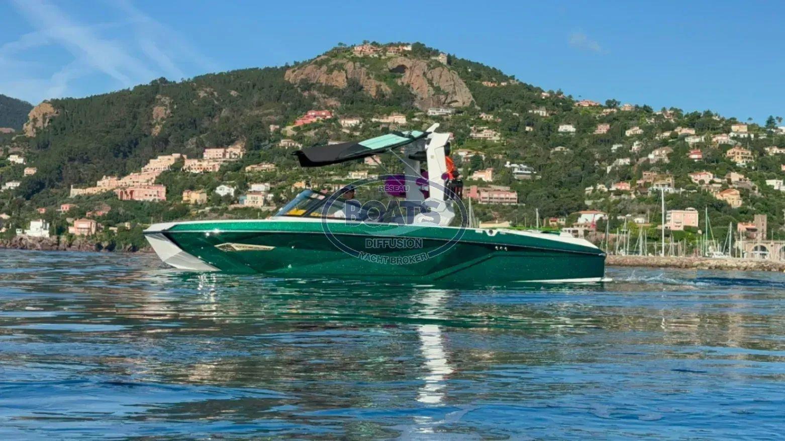 super air nautique G23