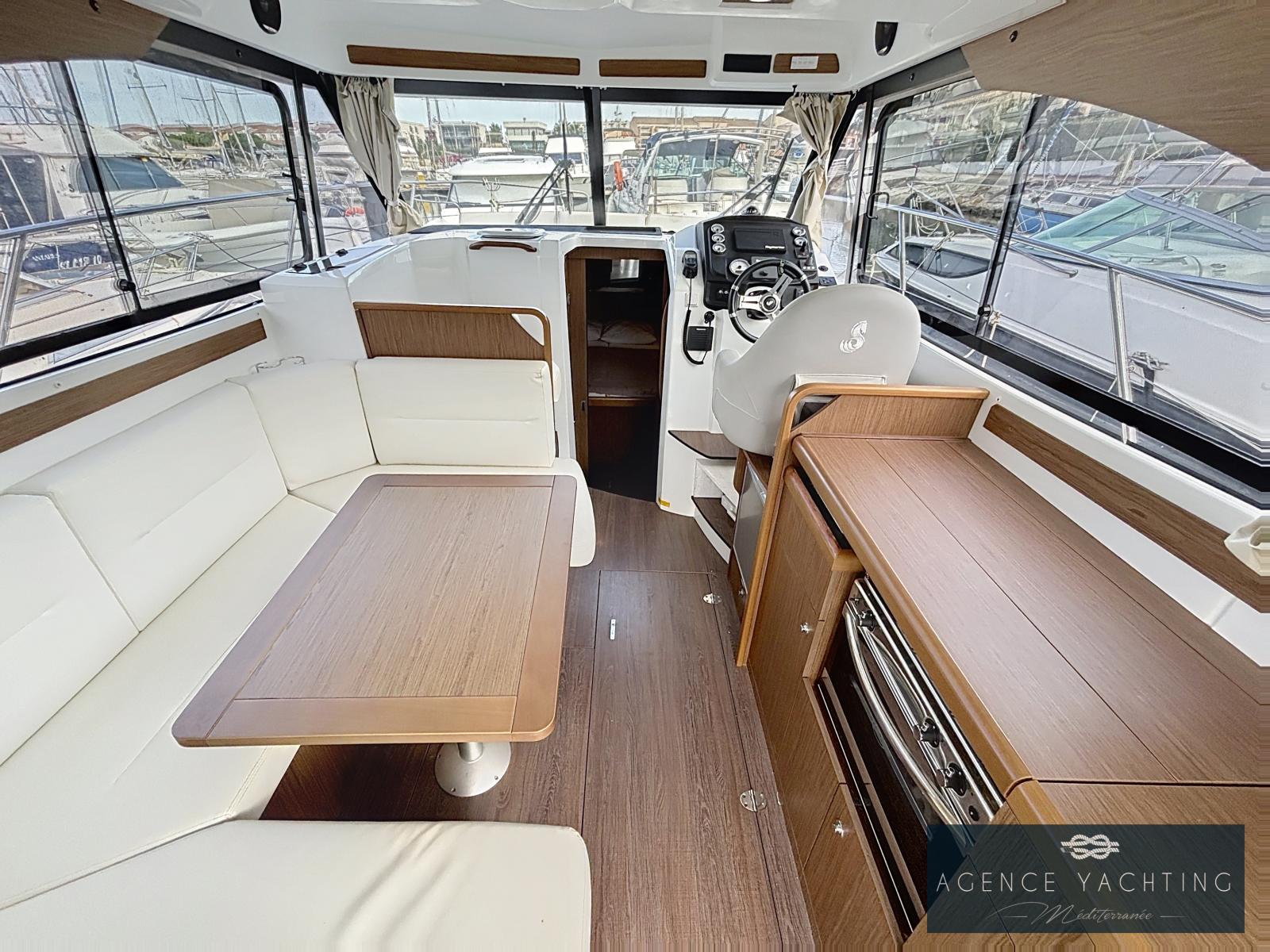 beneteau Antares 30
