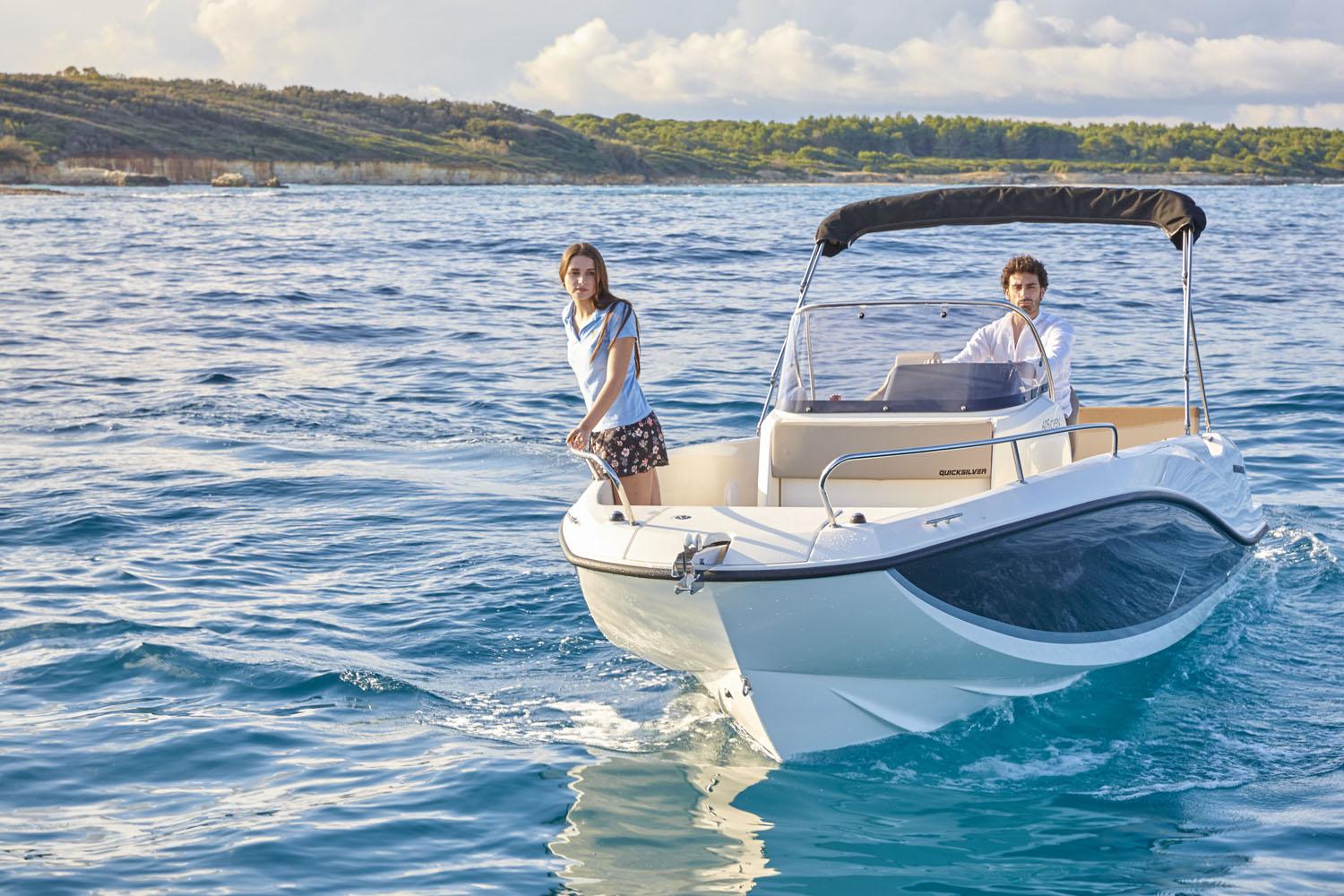 quicksilver Activ 605 open