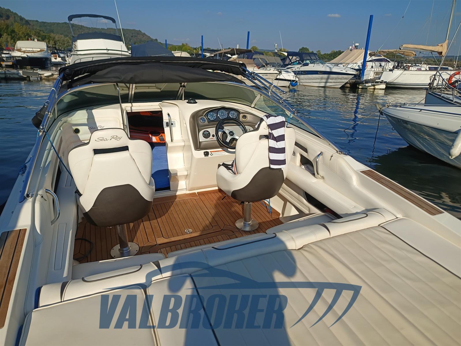 sea ray 240 sun sport