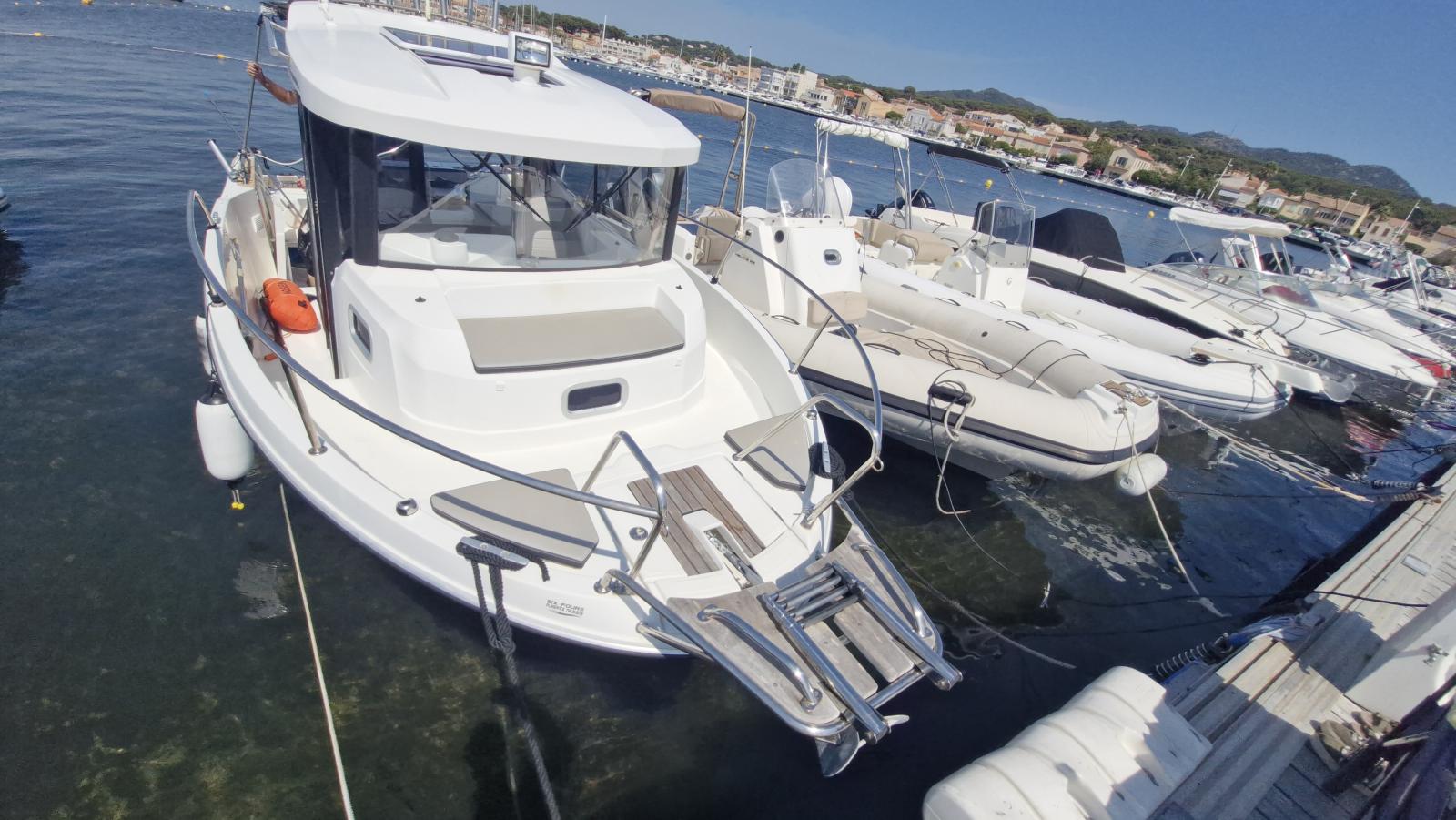 jeanneau Merry fisher 795 marlin