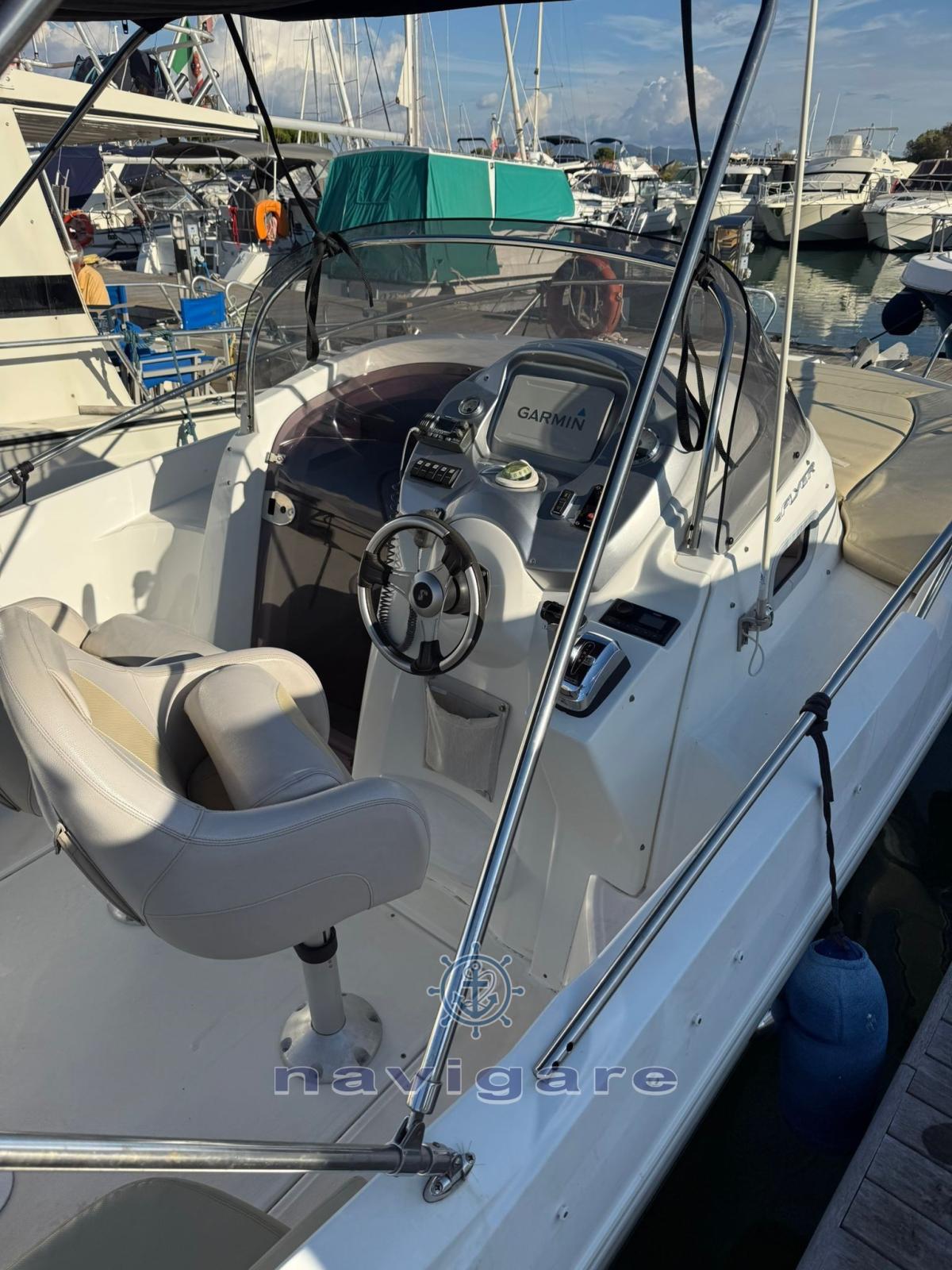 beneteau Flyer 750 sun deck