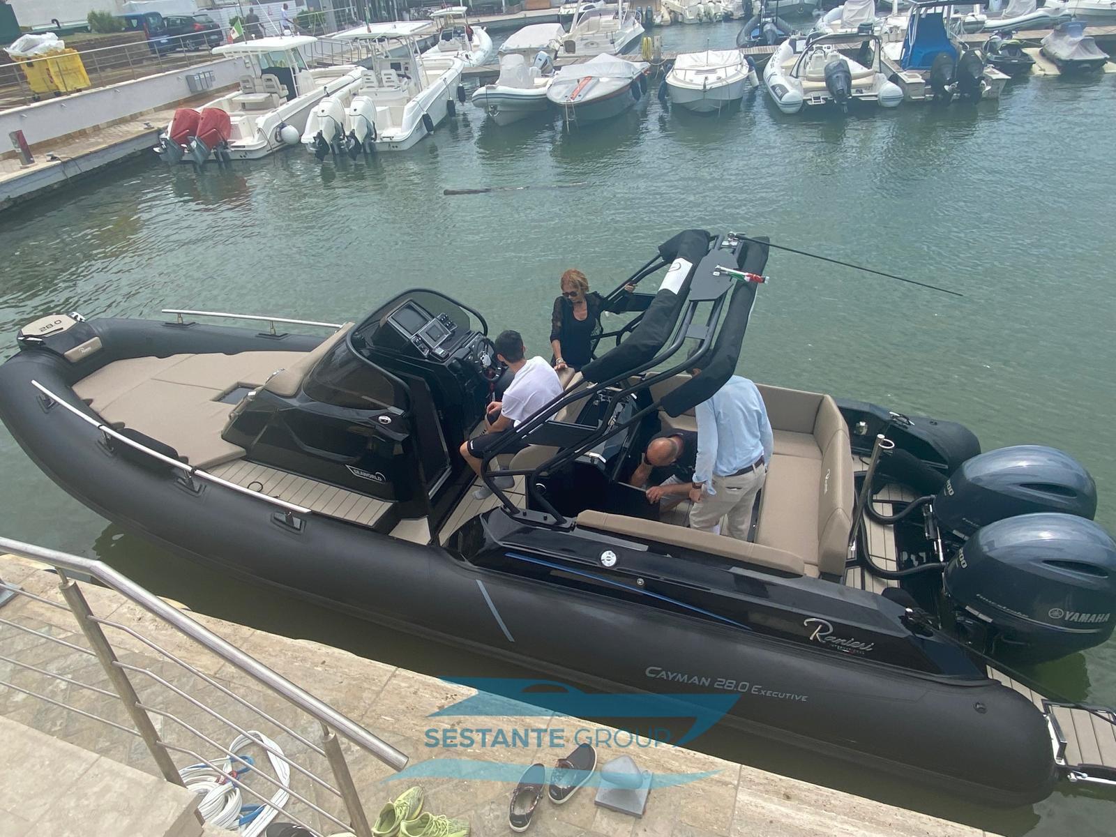 ranieri international Cayman 28 executive trofeo