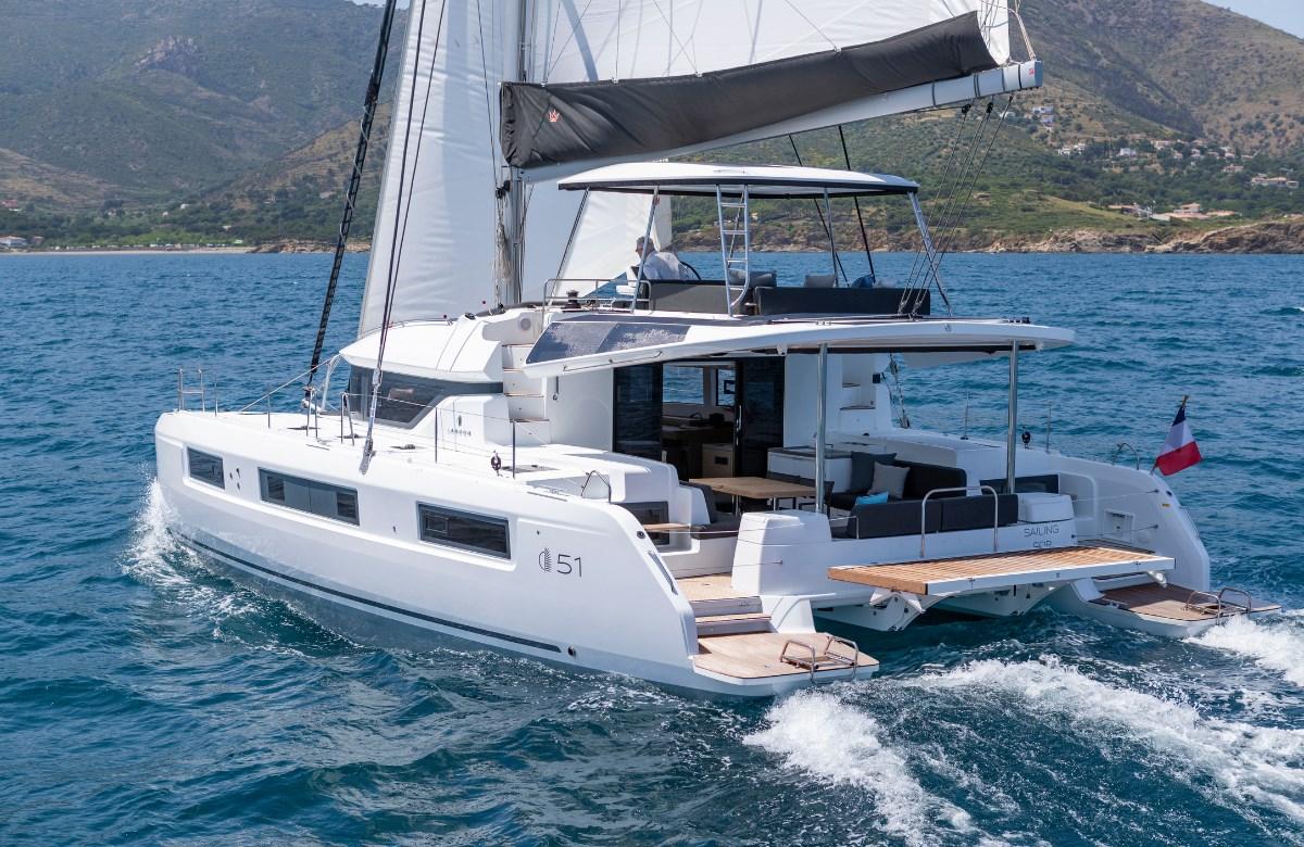 lagoon 51