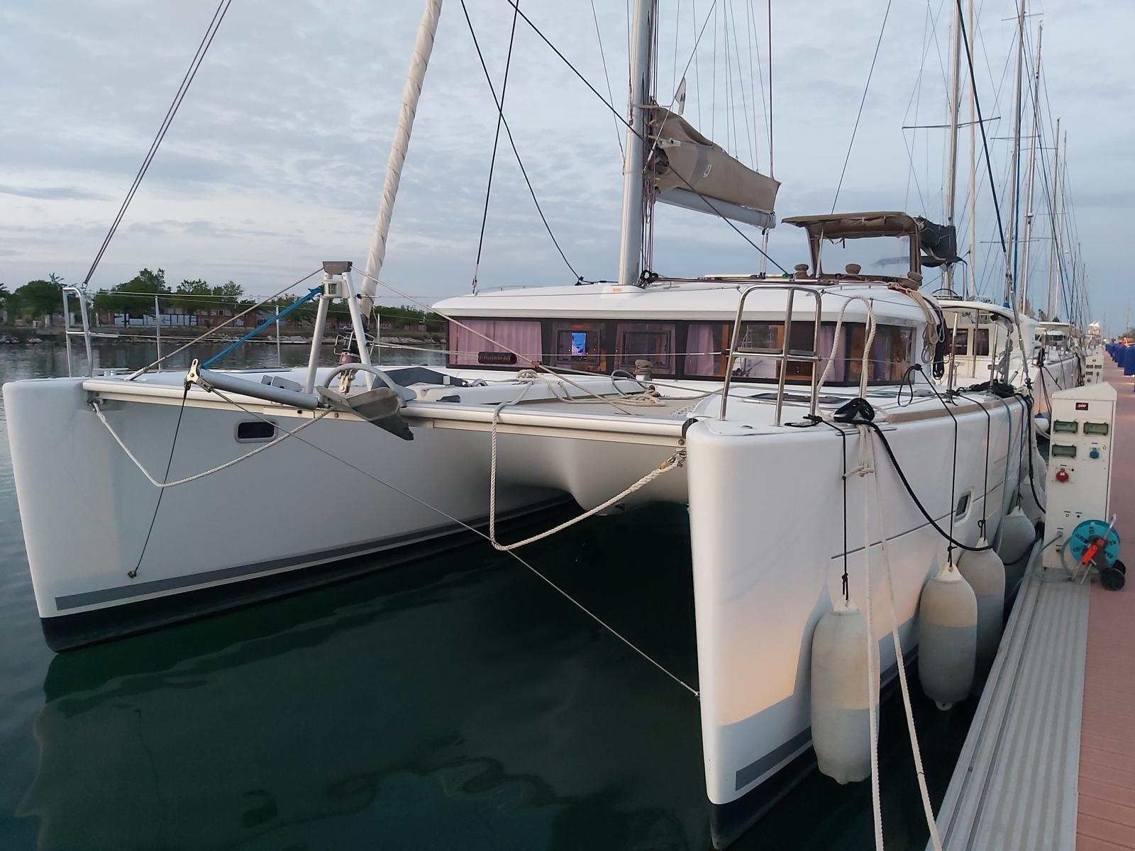 lagoon 400 s2