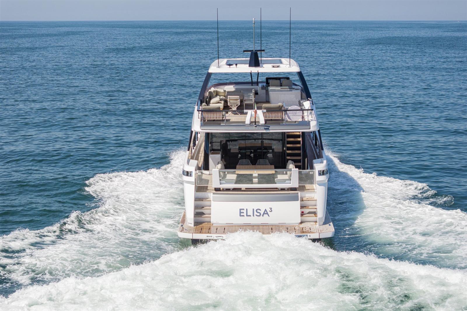 ferretti yachts 860
