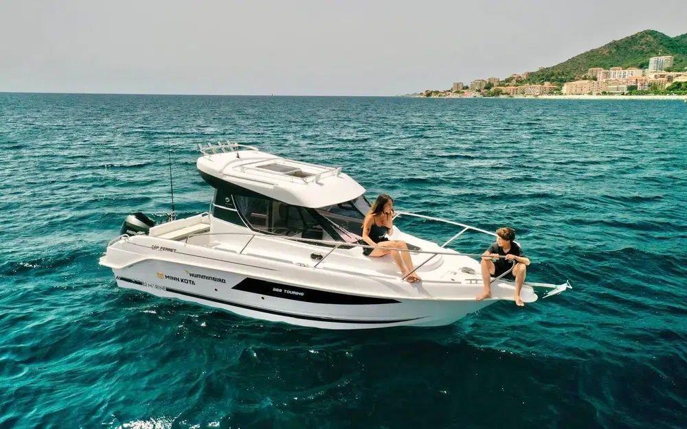 b2 marine Cap ferret 228