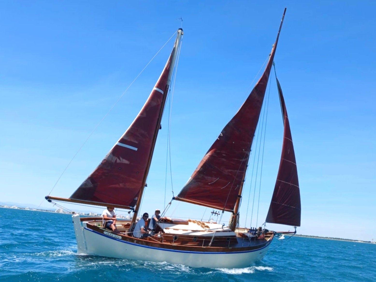Tahiti ketch