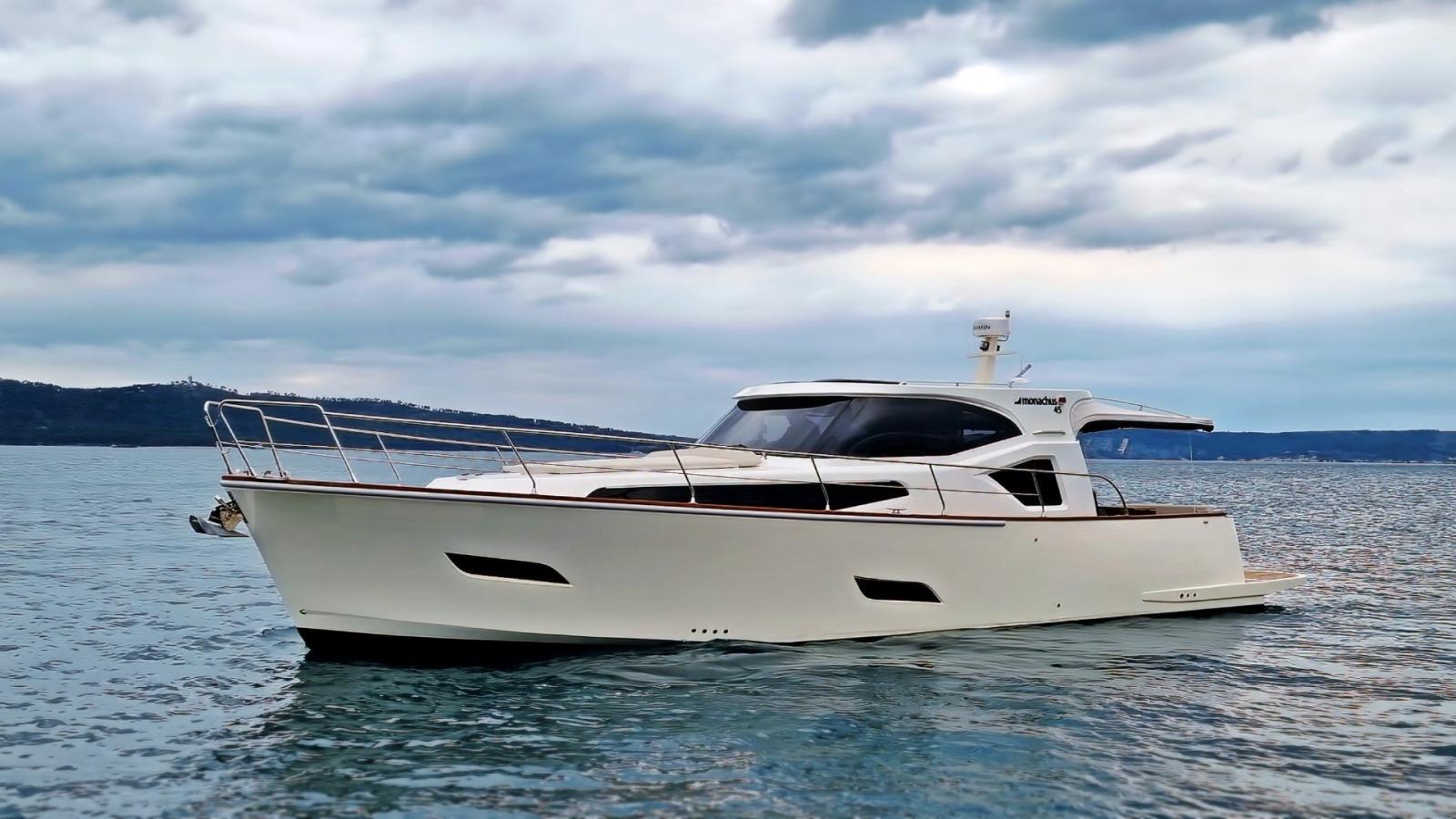 monachus yachts Monachus 47 rc