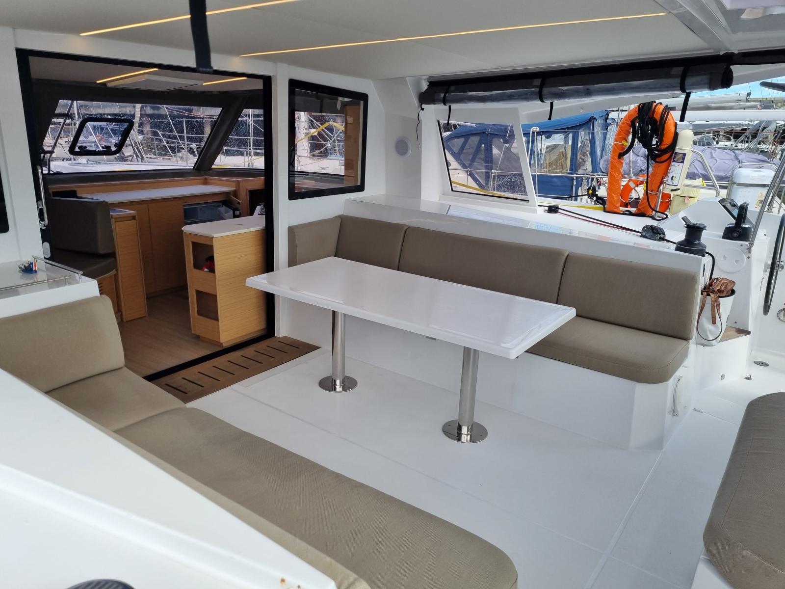 nautitech catamarans 40 open