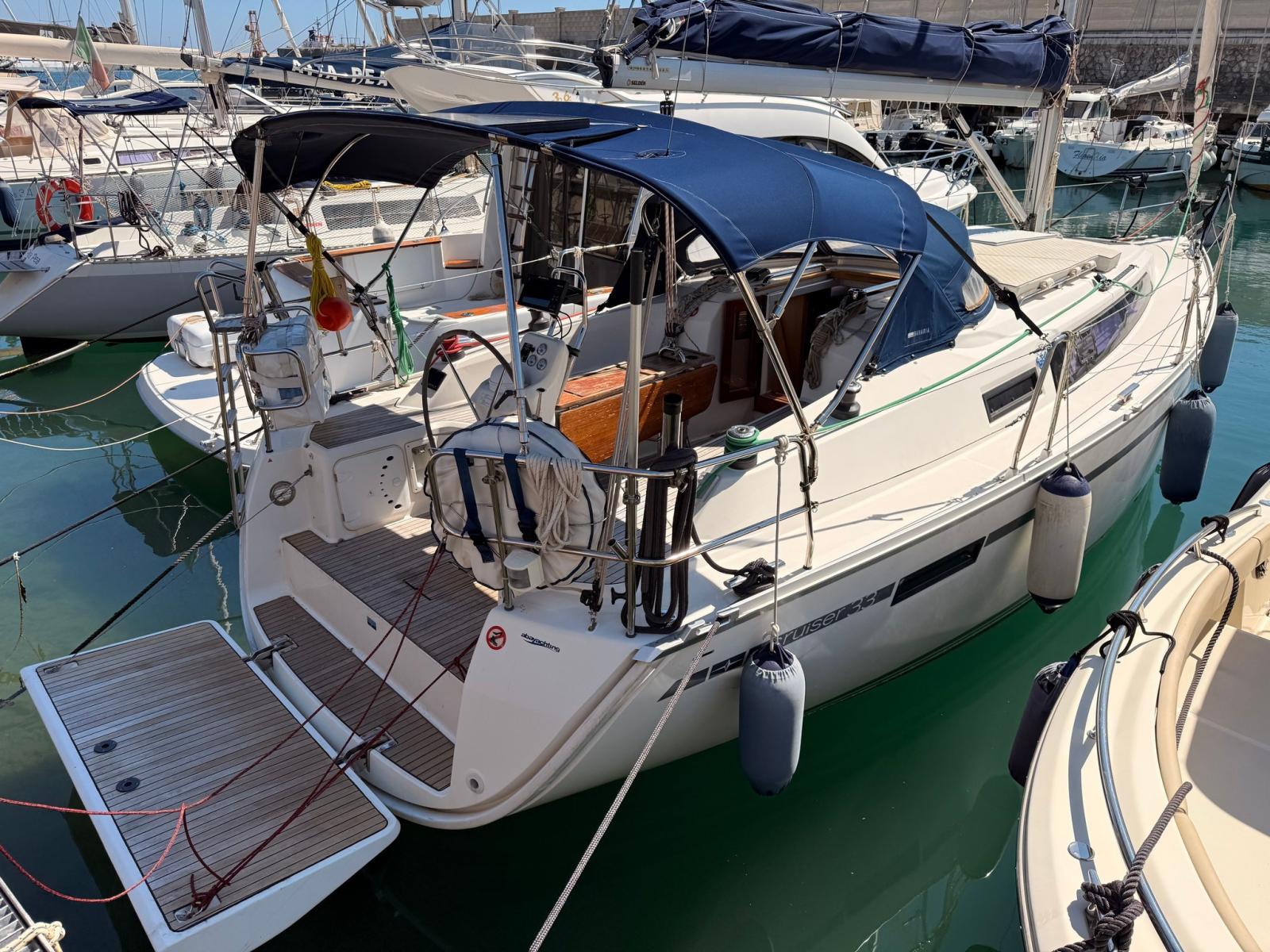 bavaria yachts 33 cruiser