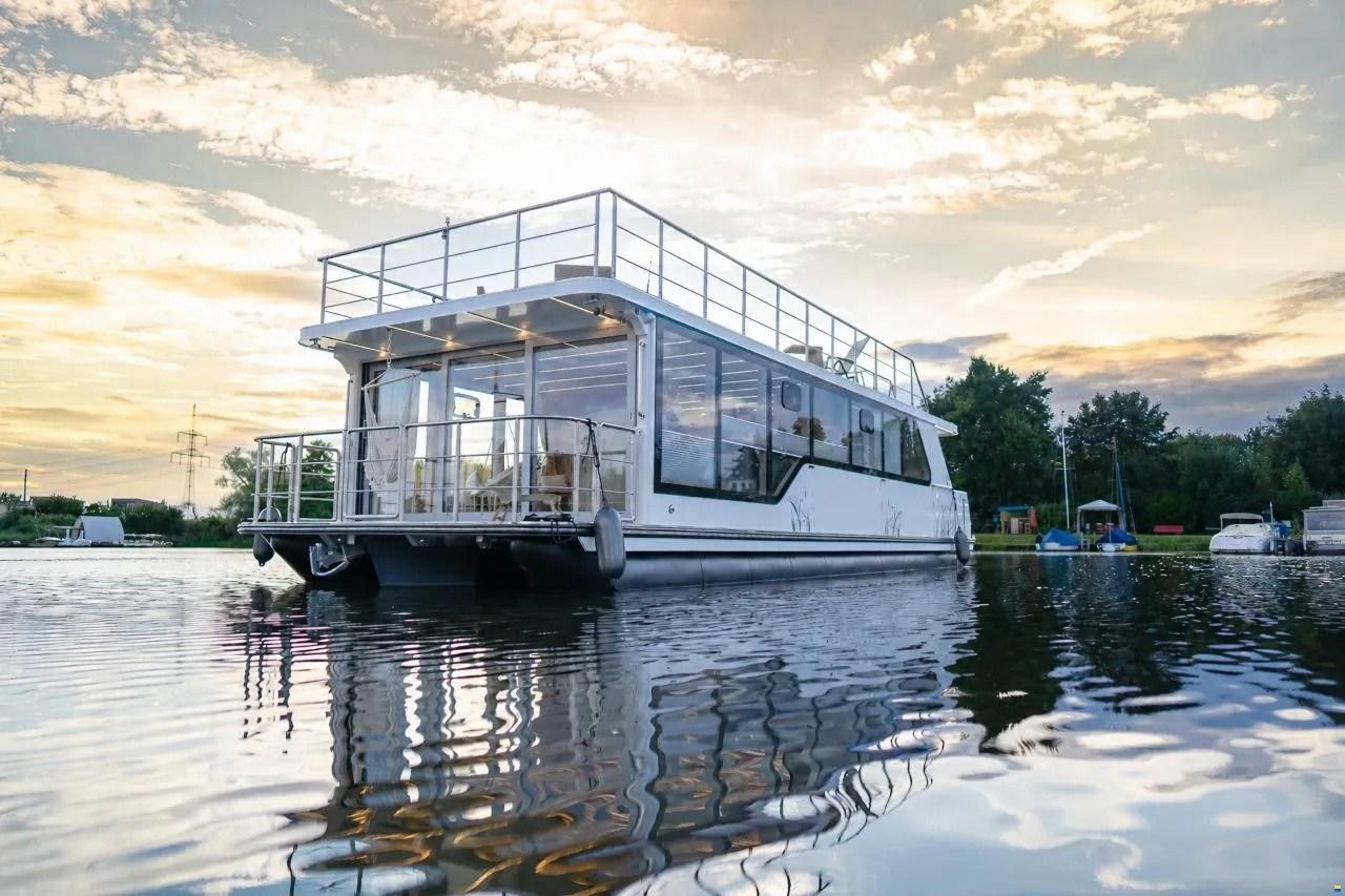 desidus Hausboot/hausyacht duo family