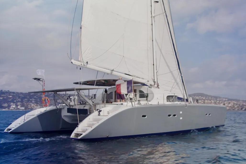 lagoon 570