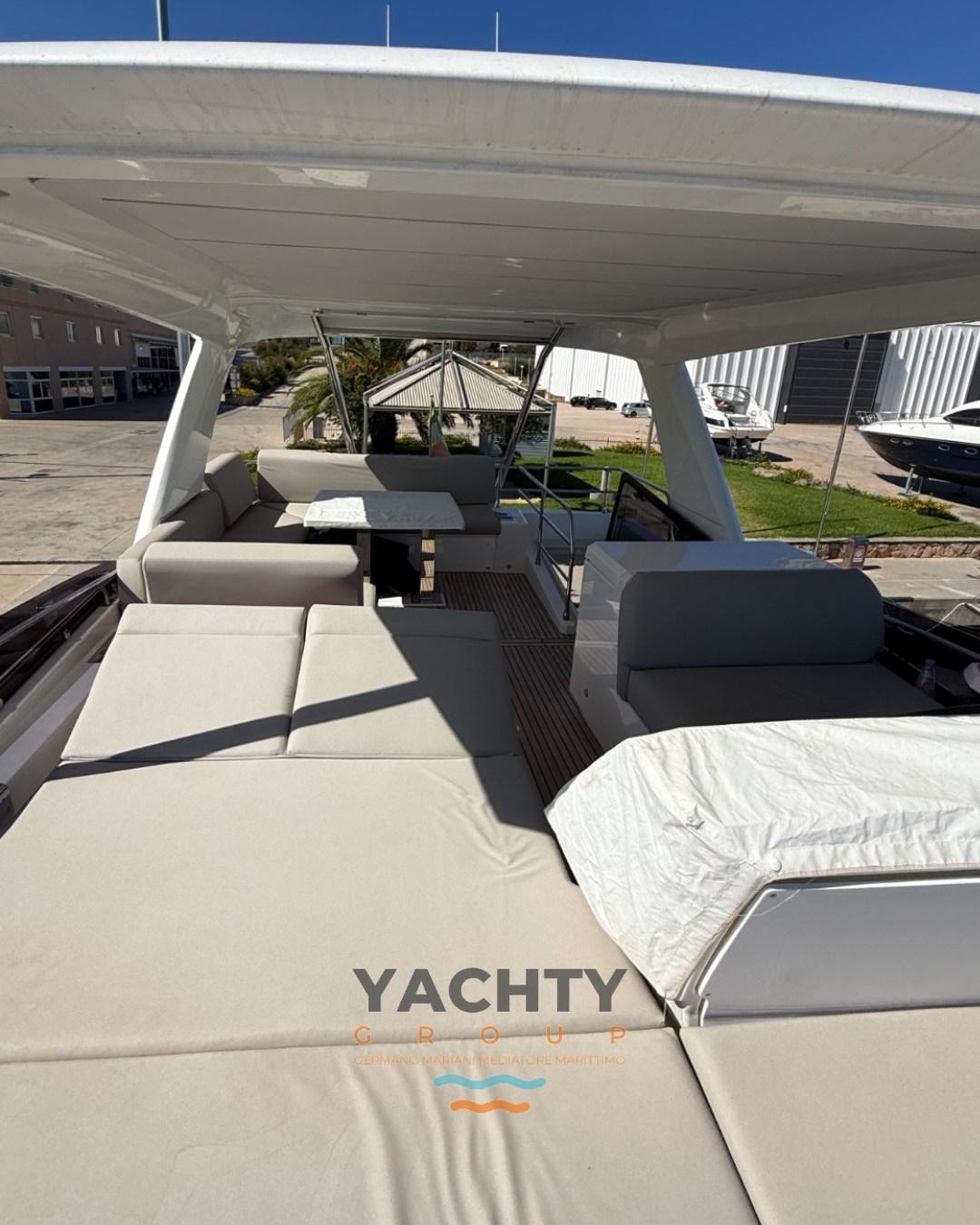 jeanneau Prestige 590 fly