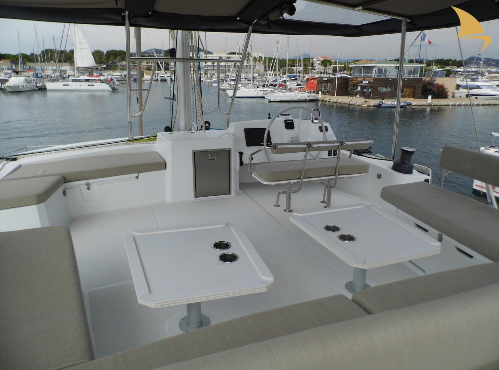 bali catamarans 5.4