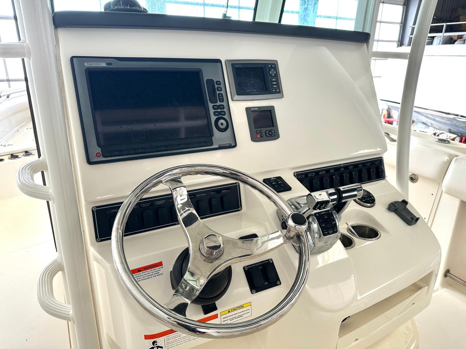 boston whaler 320 outrage