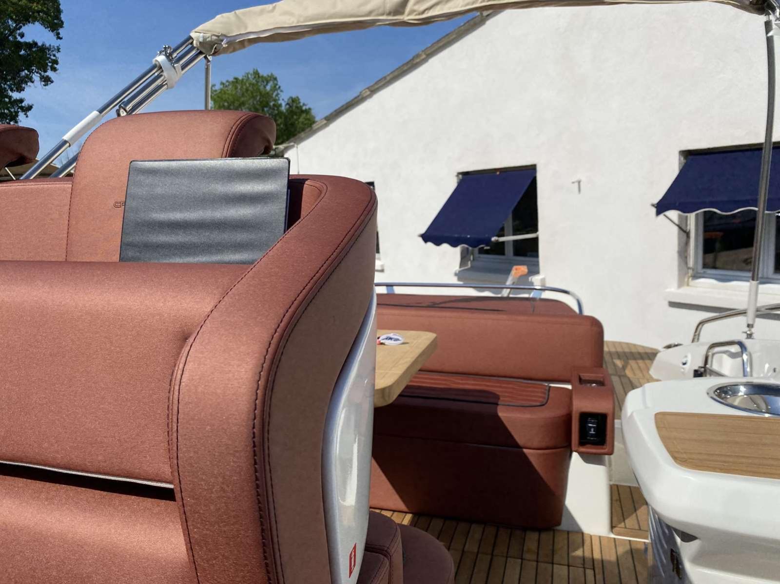 cranchi Endurance 30
