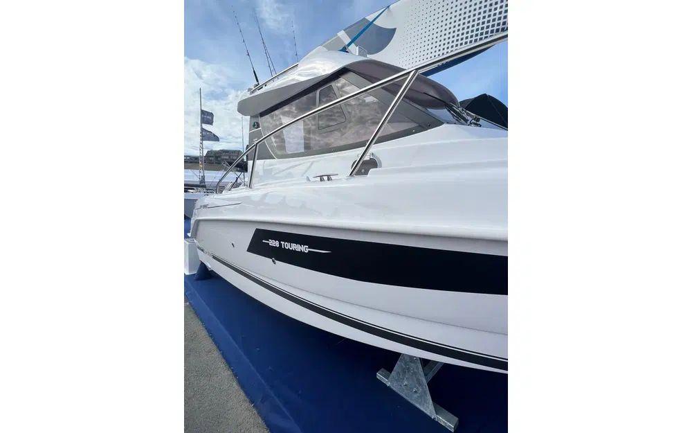 b2 marine Cap ferret 228