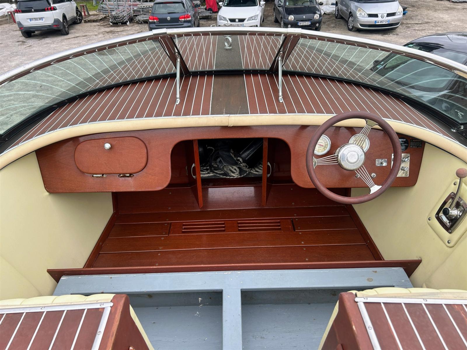 hacker-craft 30 sport