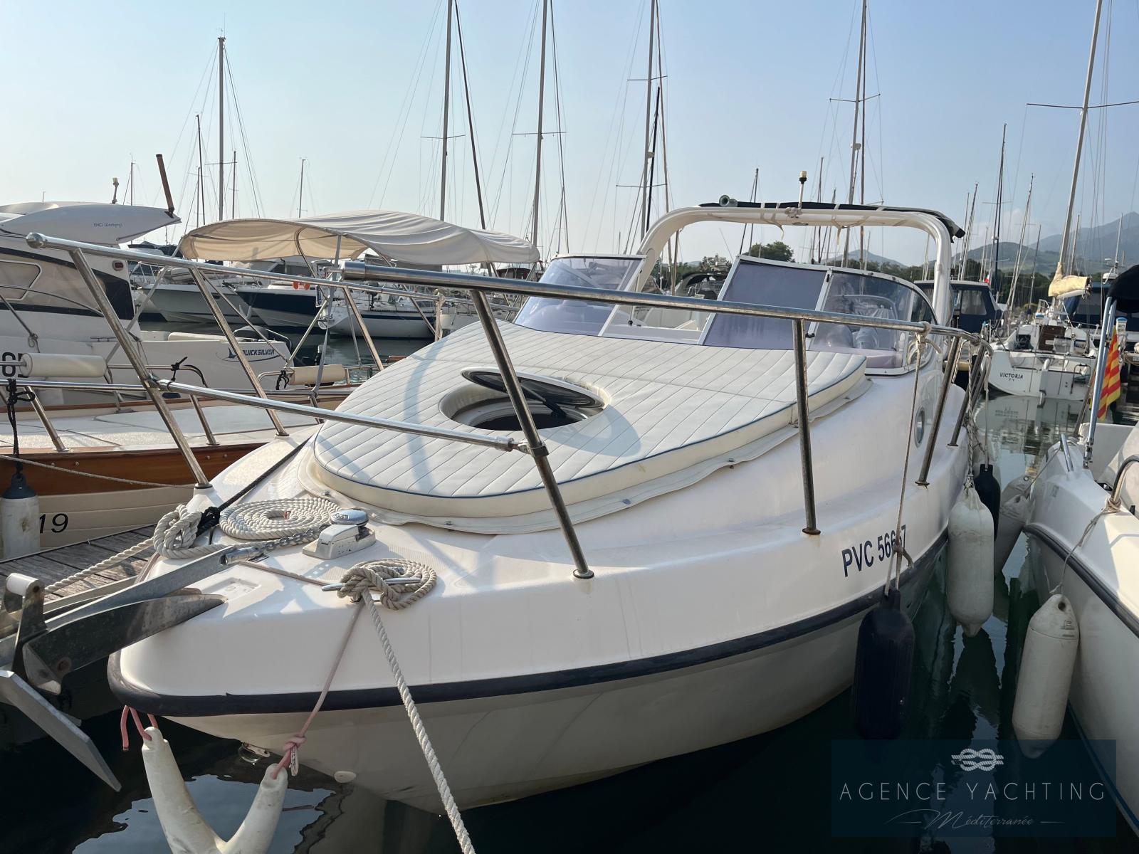 manò marine 22.52 cabin