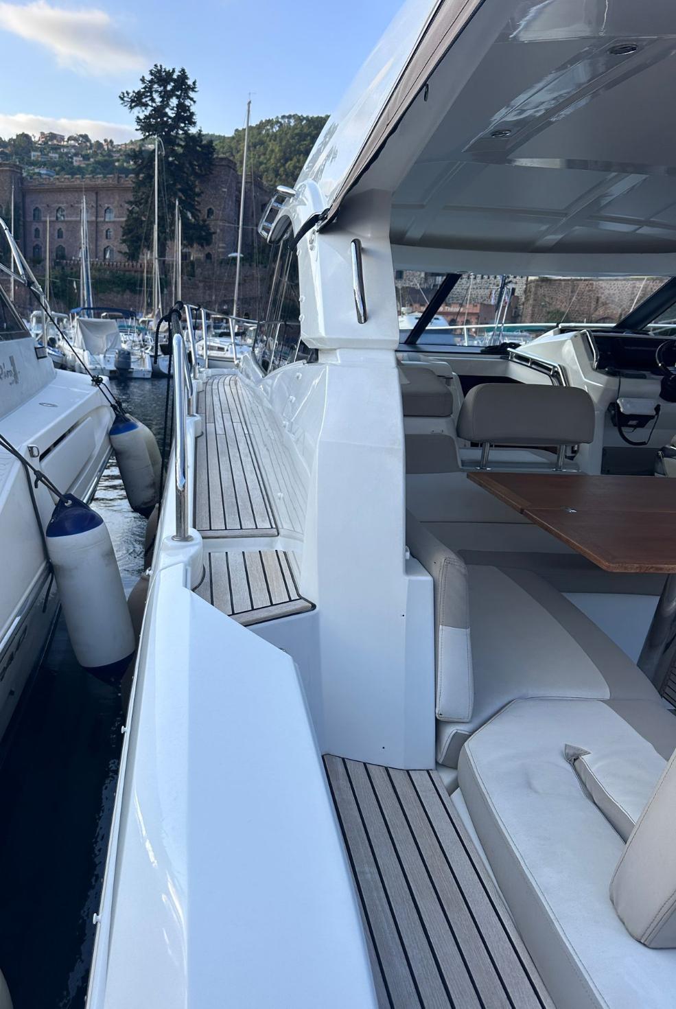 jeanneau Leader 36