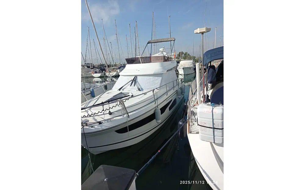 jeanneau Merry fisher 1095 fly