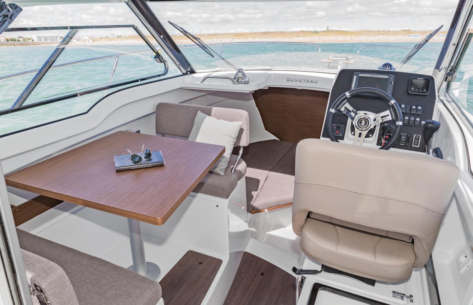 beneteau Antares 7ob
