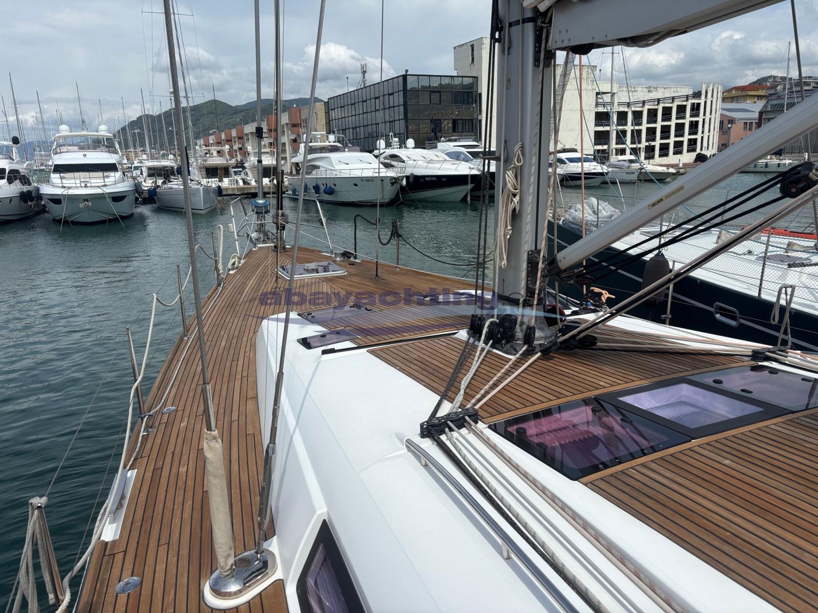 beneteau Oceanis 58