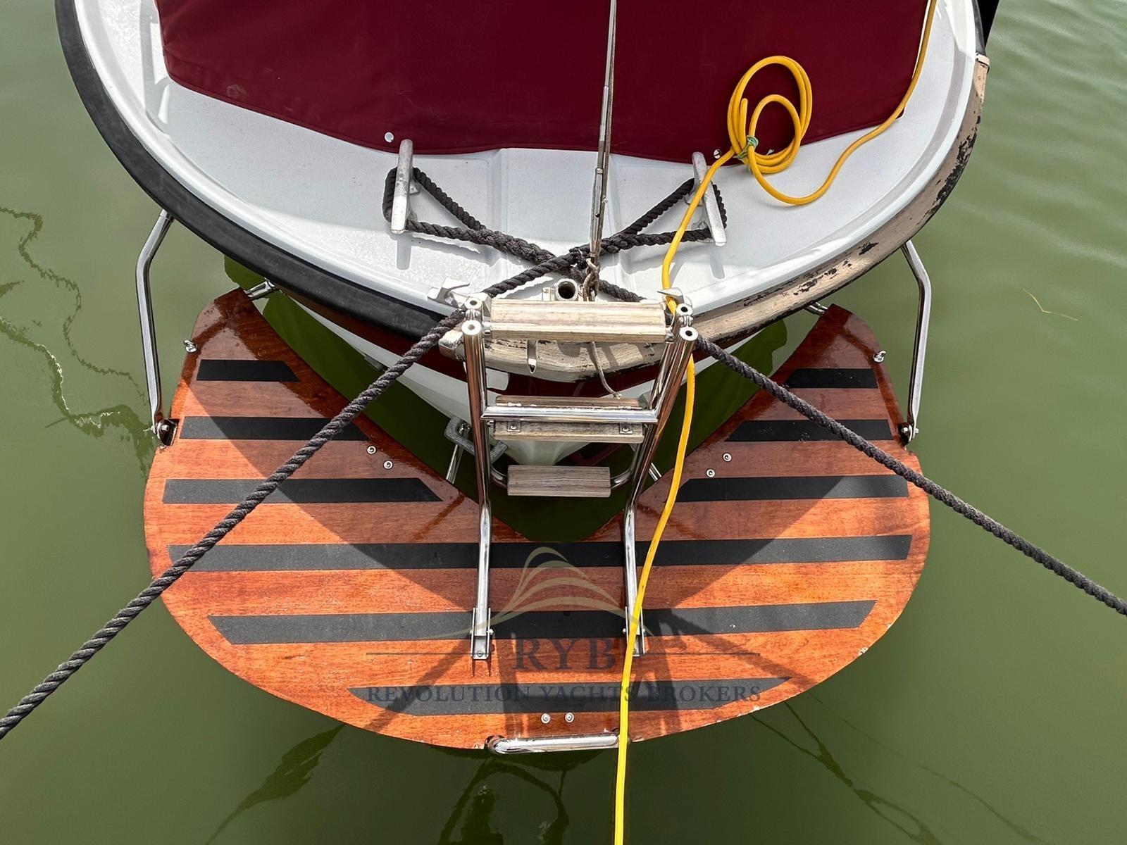 saga boats 27