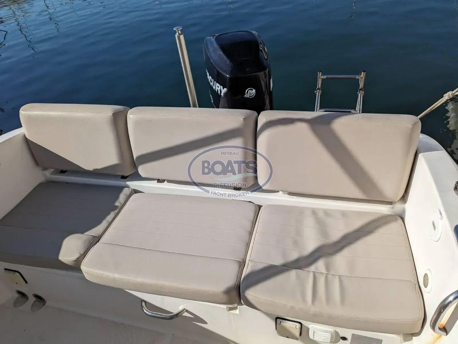 quicksilver 675 activ