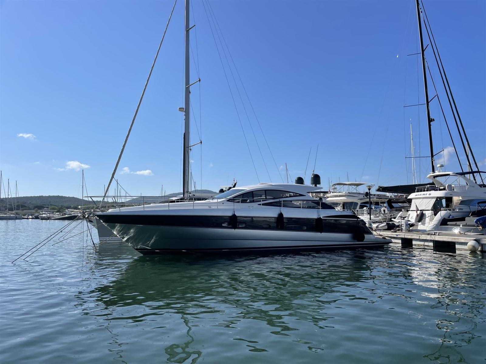 pershing 56